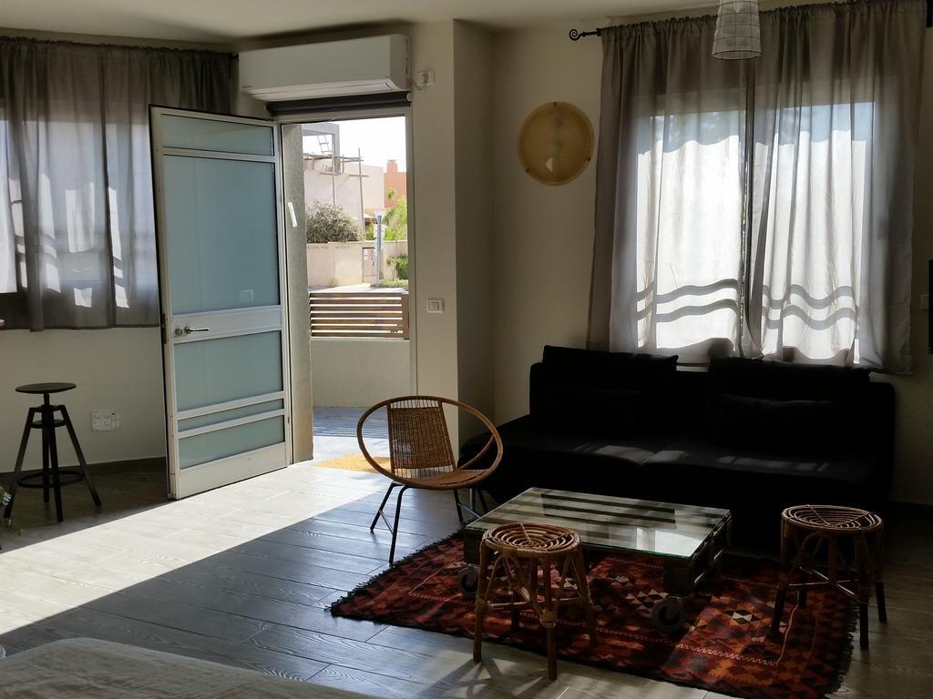 Villa Klara'S House à Midreshet Ben Gurion Extérieur photo